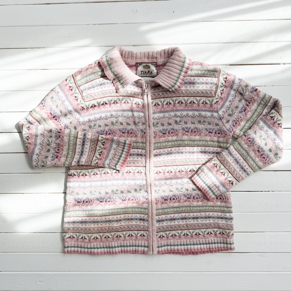 Tiara International y2k vtg pastel pink cardigan sweater